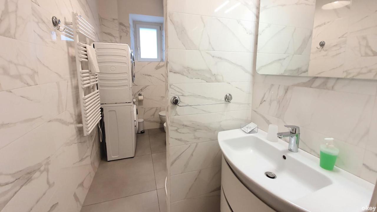 Apartament Star House - Bari Centro Zewnętrze zdjęcie